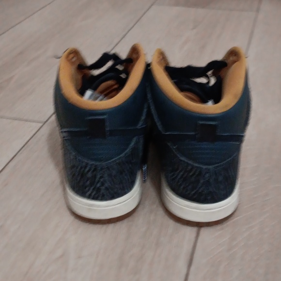 Nike Black and Tan High-Top Sneakers - Picture 2 of 4